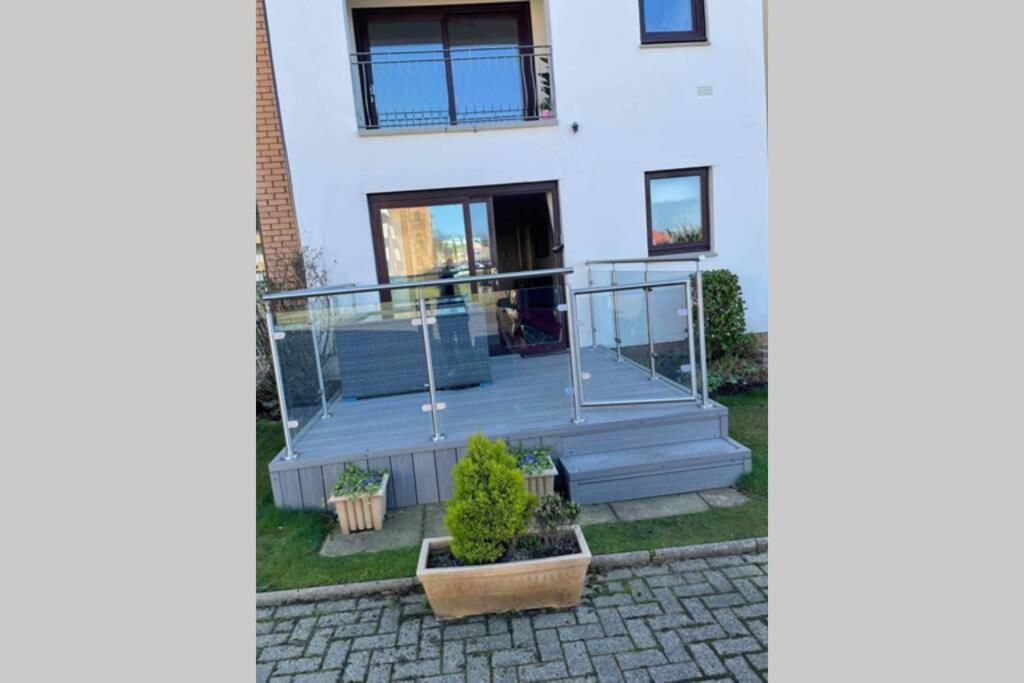 Largs Sea Front, Modern Apartment Exterior foto